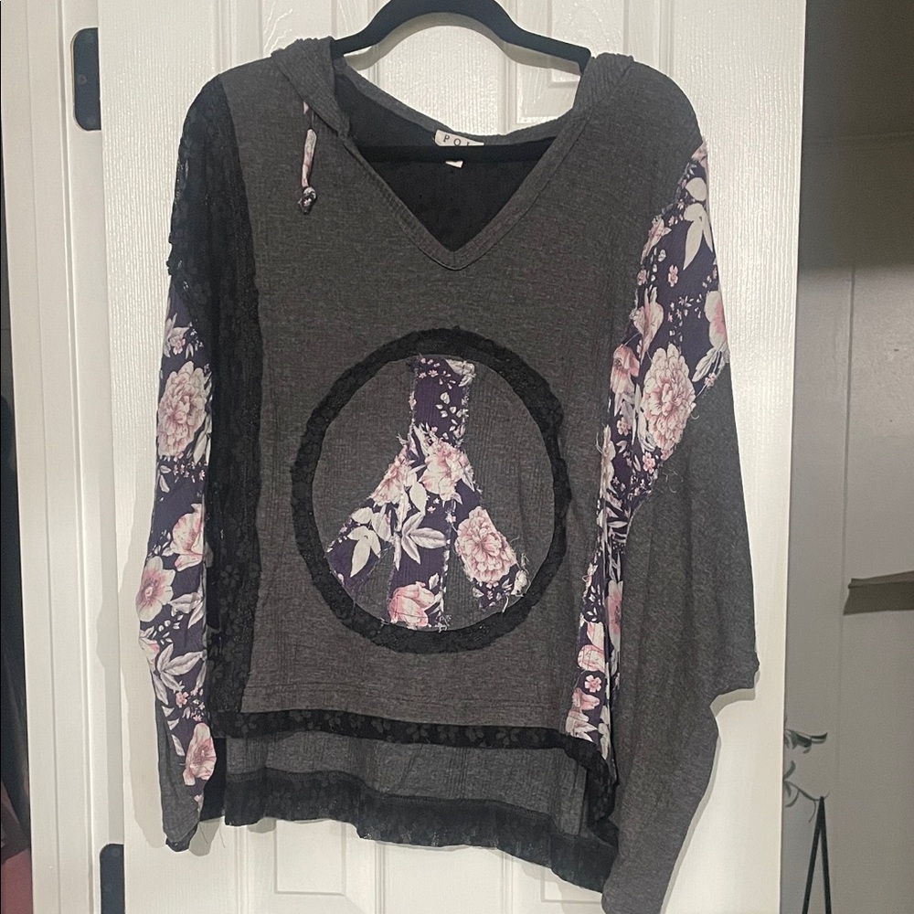 POL Floral Peace Sign FLOWY Gray Hoodie Top Size SM OVERSIZED & Fits to Size XL